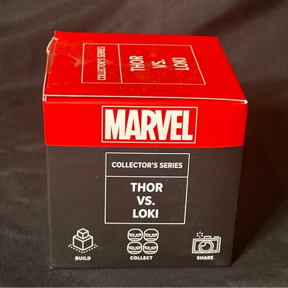 Marvel Collector's Series Thor vs. Loki Collectible Figure Loot Crate Exclusive - Picture 3 of 7